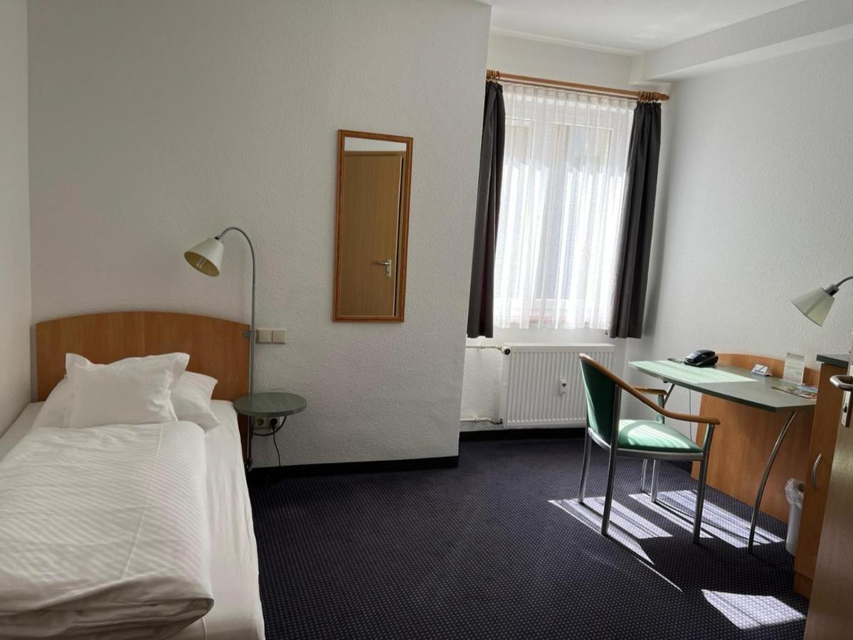 Hotel Baeren วิลลิงเงน-ชเวนนิงเงน ห้อง รูปภาพ